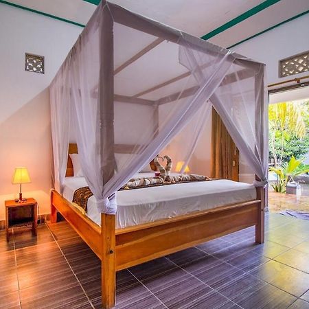 Balengku Homestay Gili Air Exterior photo
