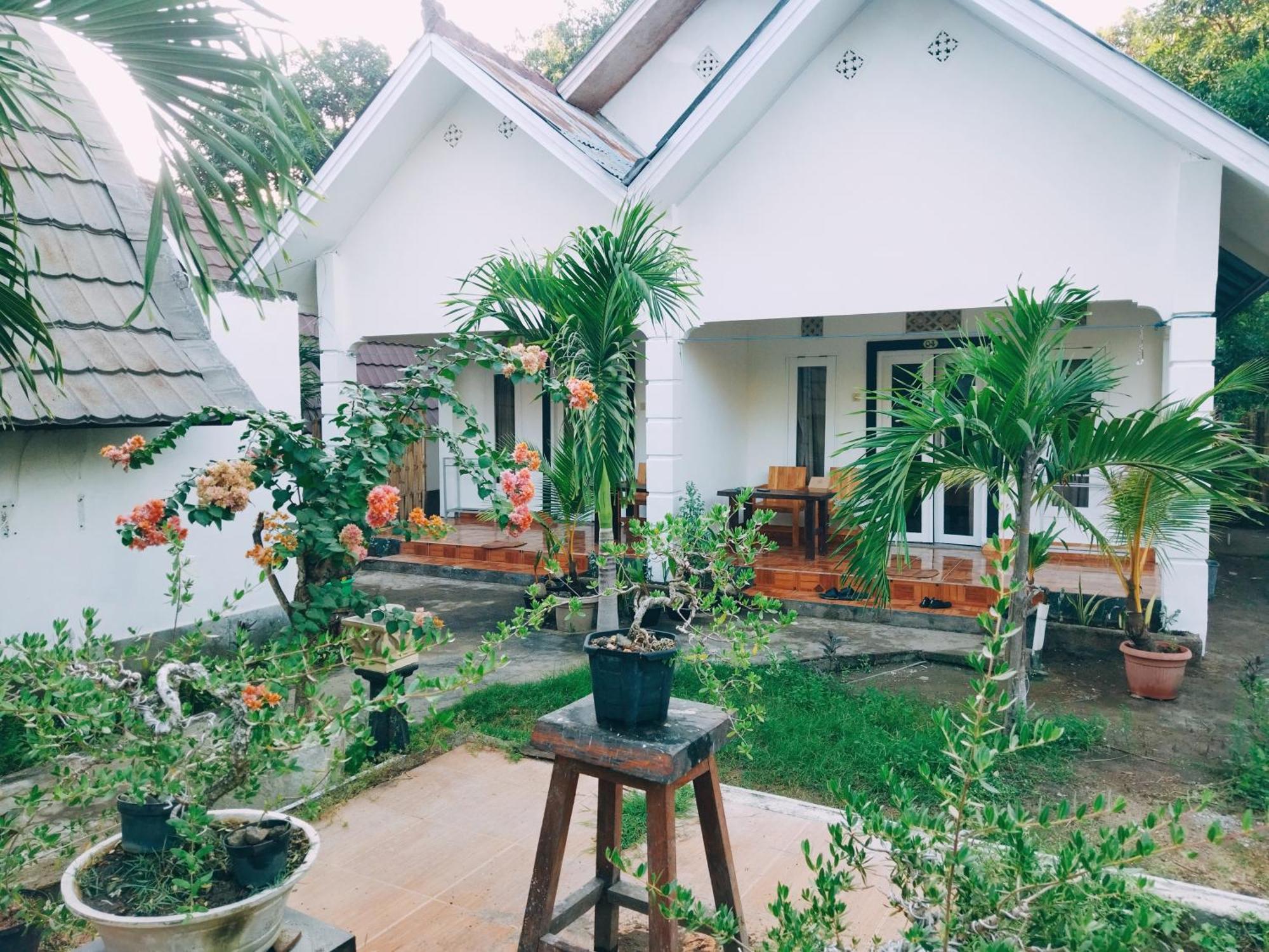Balengku Homestay Gili Air Exterior photo