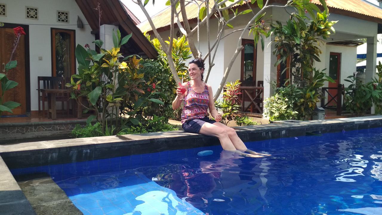 Balengku Homestay Gili Air Exterior photo