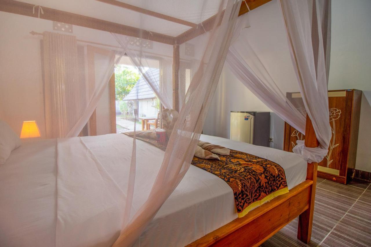 Balengku Homestay Gili Air Exterior photo