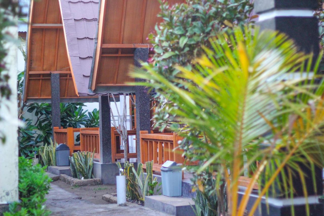 Balengku Homestay Gili Air Exterior photo