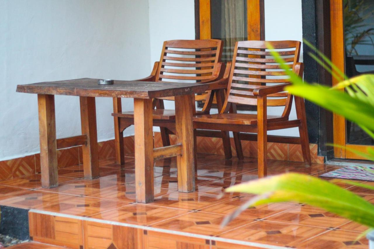 Balengku Homestay Gili Air Exterior photo