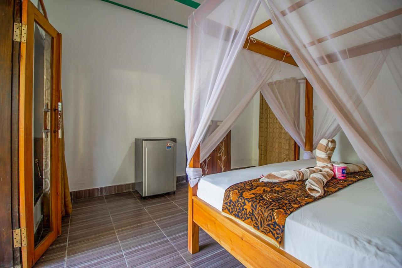 Balengku Homestay Gili Air Exterior photo